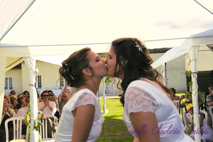 Emilie et Laura